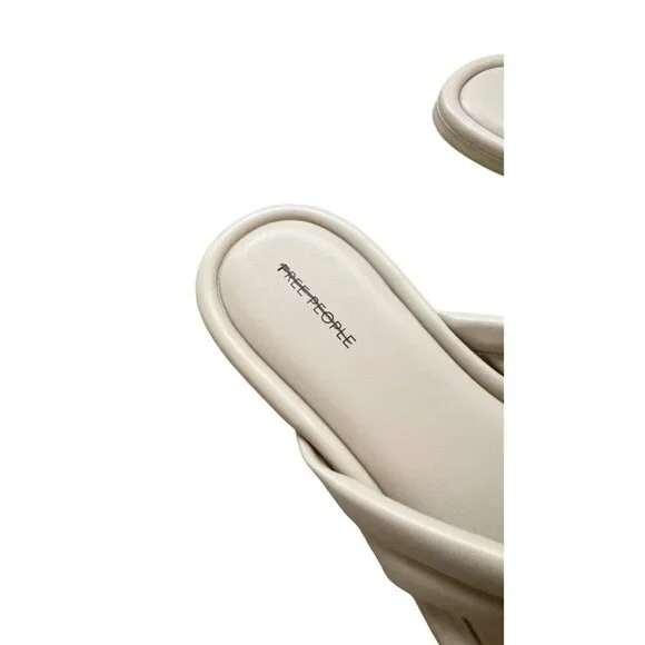 Free People Brynn Bow Sandal Size 8 Flip Flops Casual Comfort NEW - Picture 4 of 5